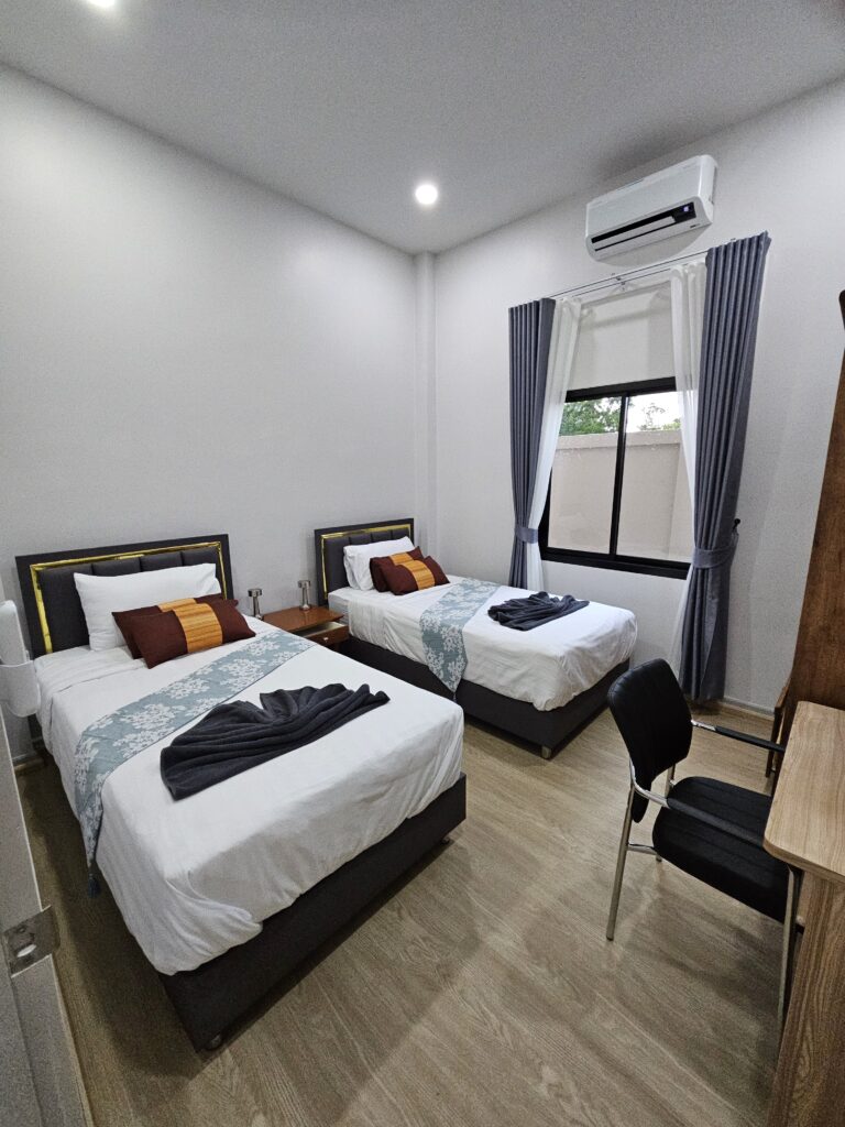 Bedroom 3 single beds